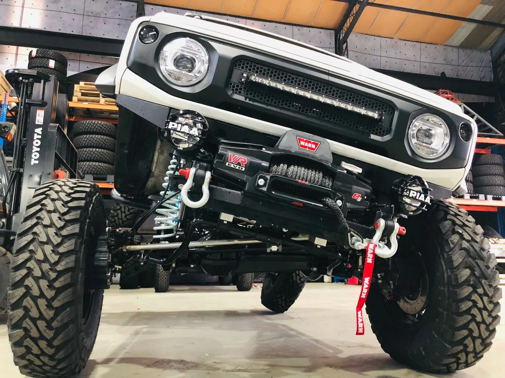 Suzuki Jimny JB74